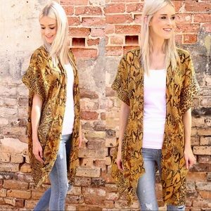Taylor Snake Print Kimono Mustard